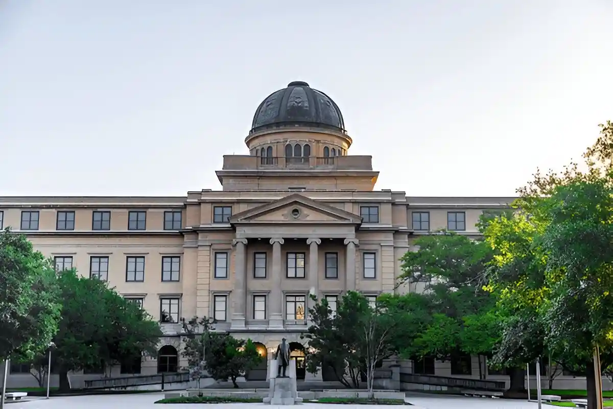 Student Accommodation College Station